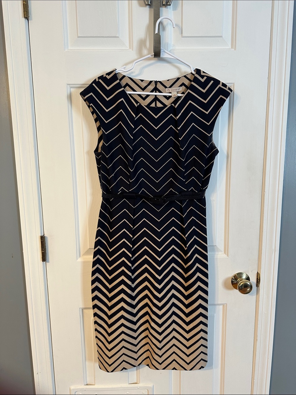 Cap-Sleeve Chevron Midi Dress in Black and Cream